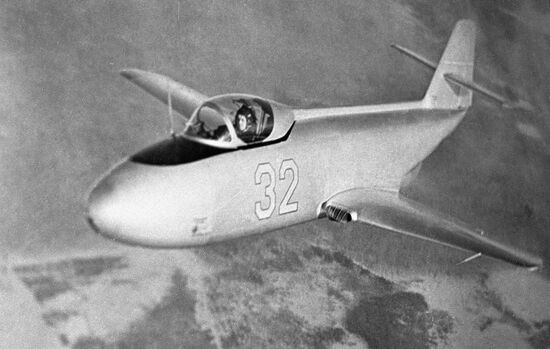 SPORTING AIRCRAFT YAK-32