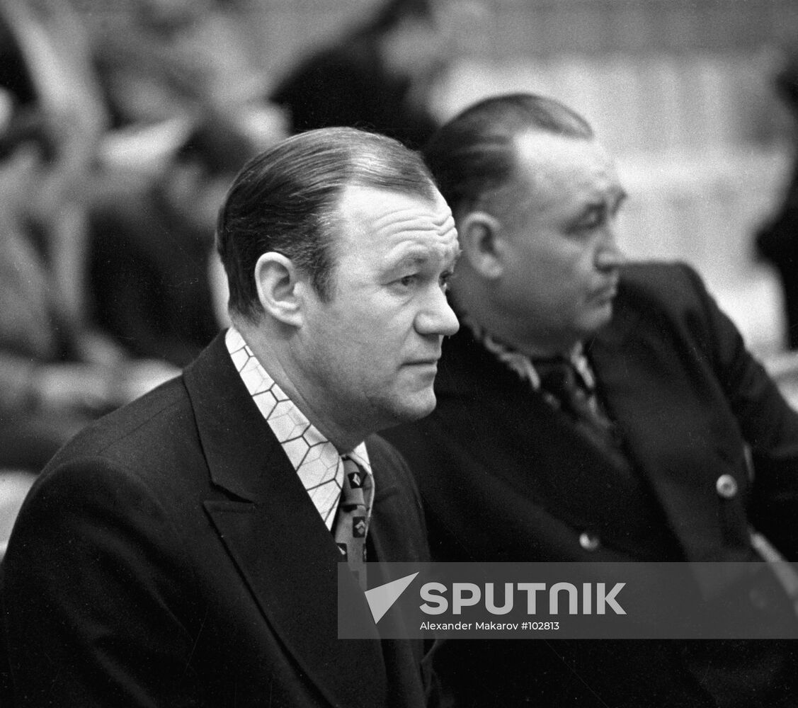 Izvestia Hockey Tournament Bobrov Coach 