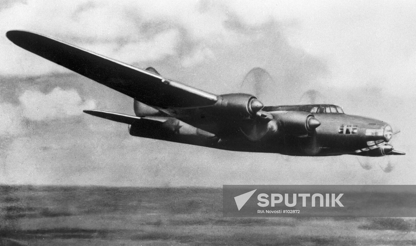 Pe-8 aircraft