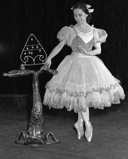 Lepeshinskaya dancer