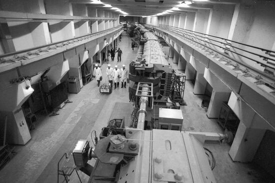 proton accelerator synchrophasotron