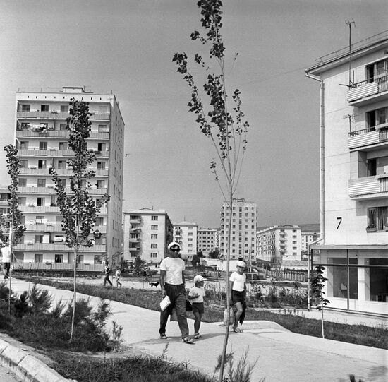NOVOROSSIISK NEIGHBORHOOD STREET HOUSES