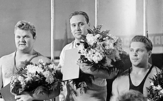 ZHABOTINSKY VLASOV POLYAKOV