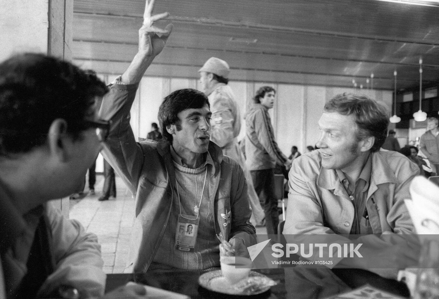 Saneyev journalists '80 Olympics