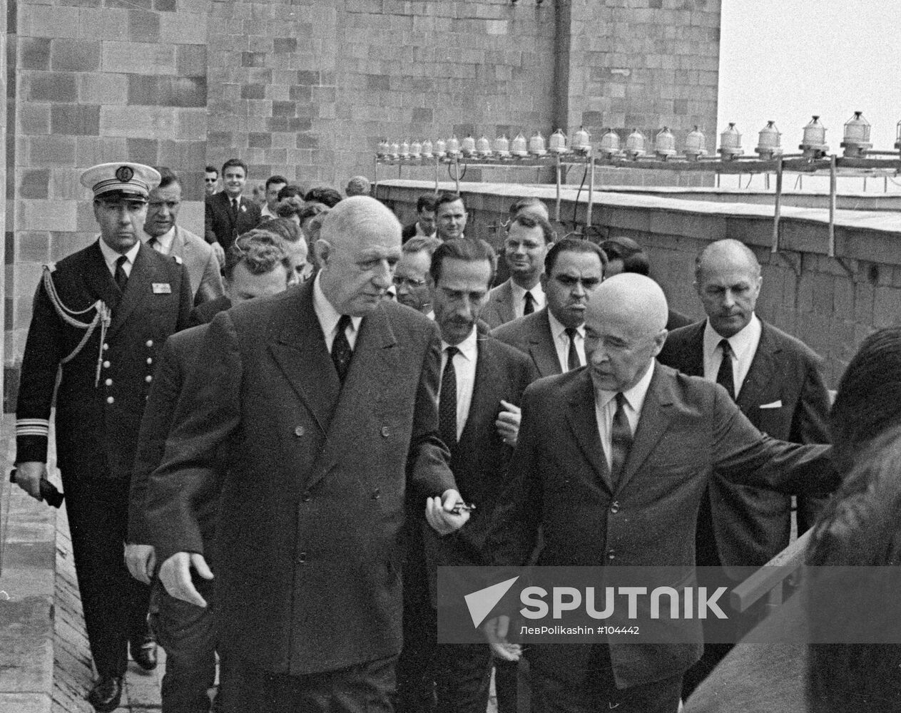 DE GAULLE VISIT MOSCOW UNIVERSITY PETROVSKY