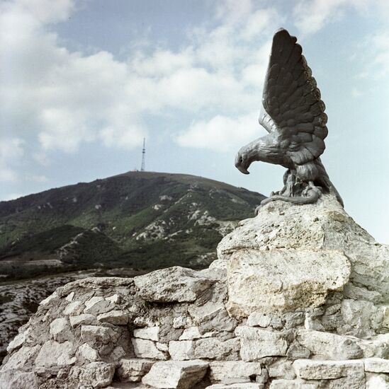 mountain sculpture Oryol