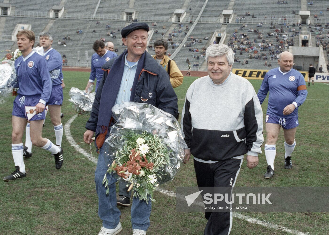 FOOTBALL POPOV LUZHKOV SENKEVICH 