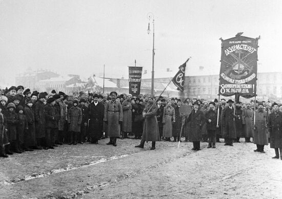 WORKERS SOLDIERS DEMONSTRATION 