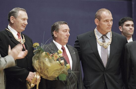 MARTINETTI AWARDING MEDVED KARELIN