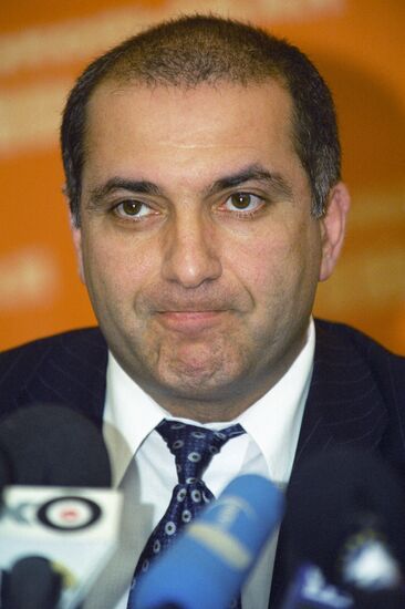 TOSUNYAN PRESS-CONFERENCE