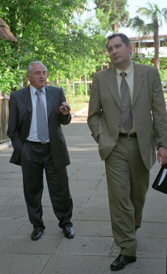 VALERI ARSHBA DMITRI ROGOZIN 