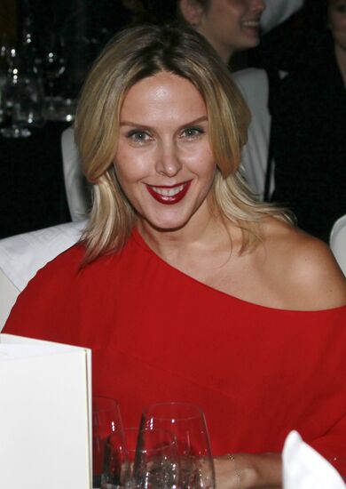 Annual charity auction Charity Bazaar 2011