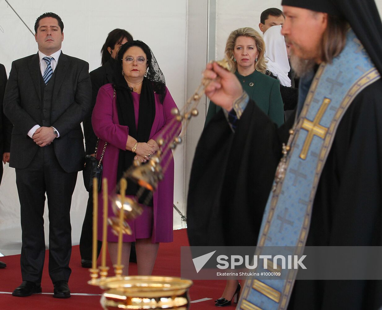 Svetlana Medvedev visits Madrid