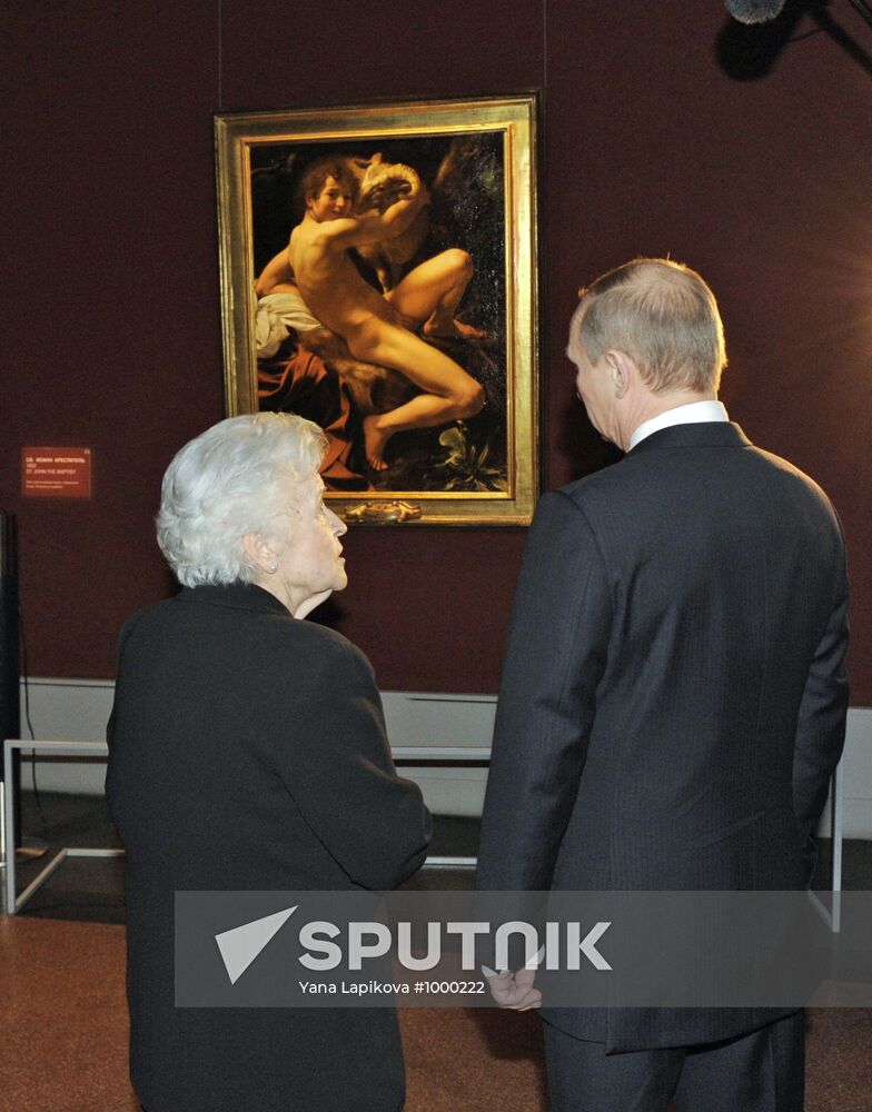Vladimir Putin visits Pushkin Museum of Fine Arts