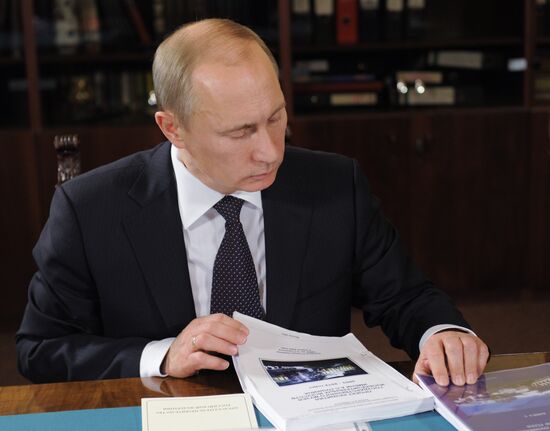 Vladimir Putin visits Pushkin Museum of Fine Arts