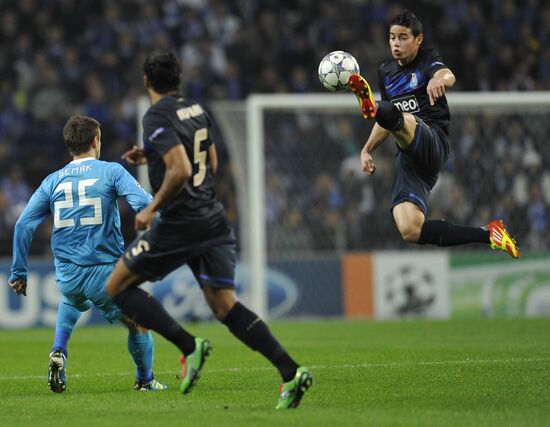 Football. Champions League. Match "Port" - "Zenit"