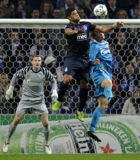 Football. Champions League. Match "Port" - "Zenit"