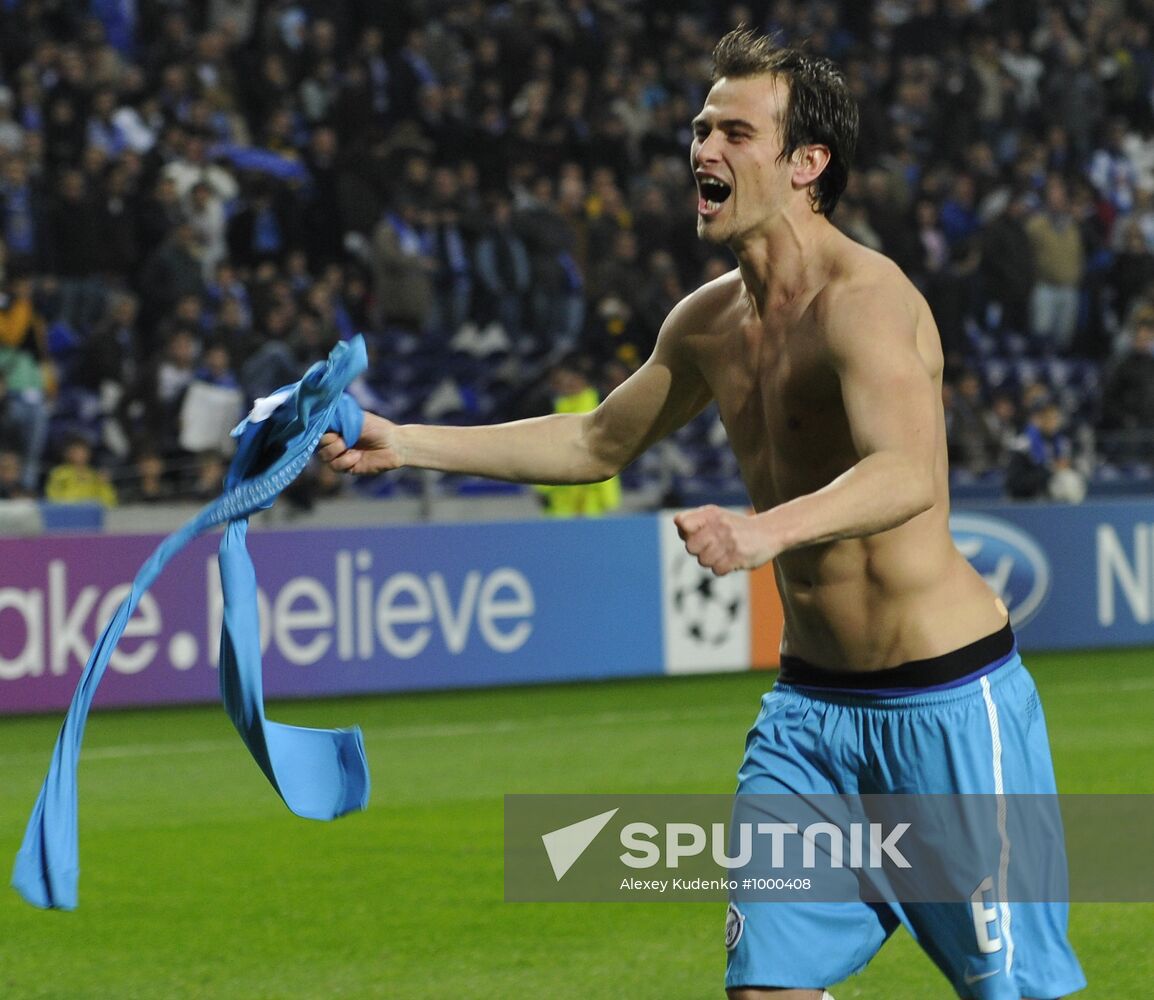 Football. Champions League. Match "Port" - "Zenit"