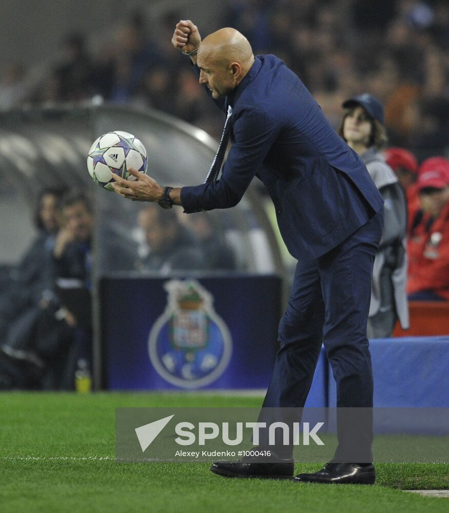 Football. Champions League. Match "Port" - "Zenit"