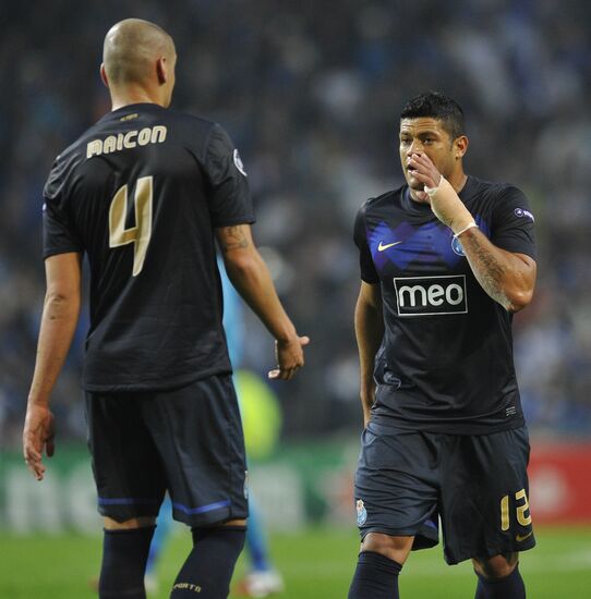 Football. Champions League. Match "Port" - "Zenit"