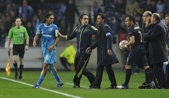 Football. Champions League. Match "Port" - "Zenit"