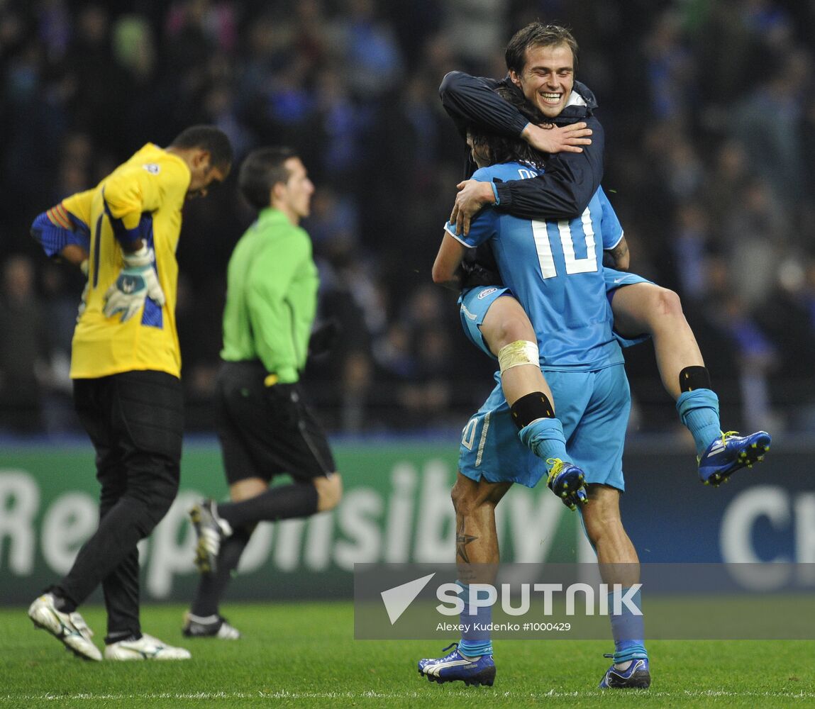 Football. Champions League. Match "Port" - "Zenit"