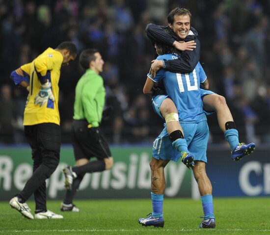 Football. Champions League. Match "Port" - "Zenit"