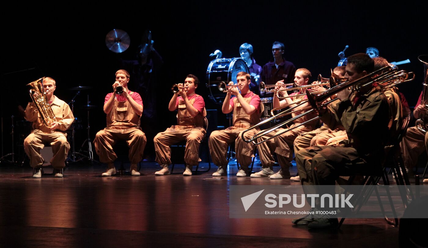 Oleg Menshikov's brass band presented