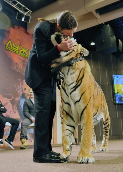 Conference on joint project of Zapashny and Safronovs' brothers