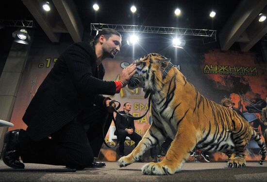 Conference on joint project of Zapashny and Safronovs' brothers