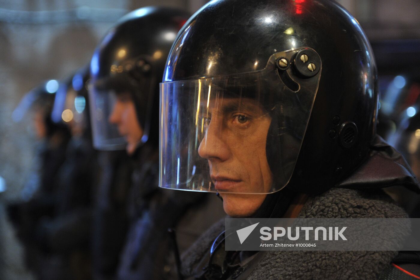 Unsanctioned rally on Triumphalny Square