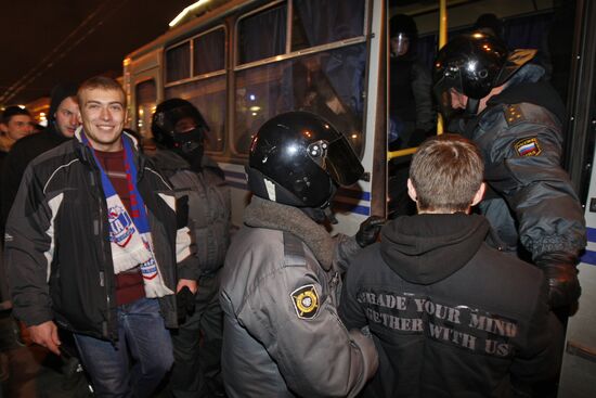 Protest rally at Gostinny Dvor metro station in St. Petersburg