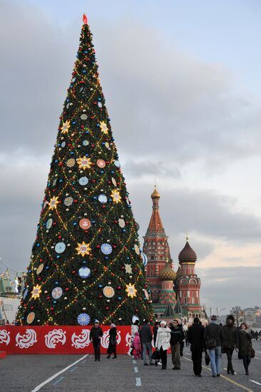 New Year trees in Moscow