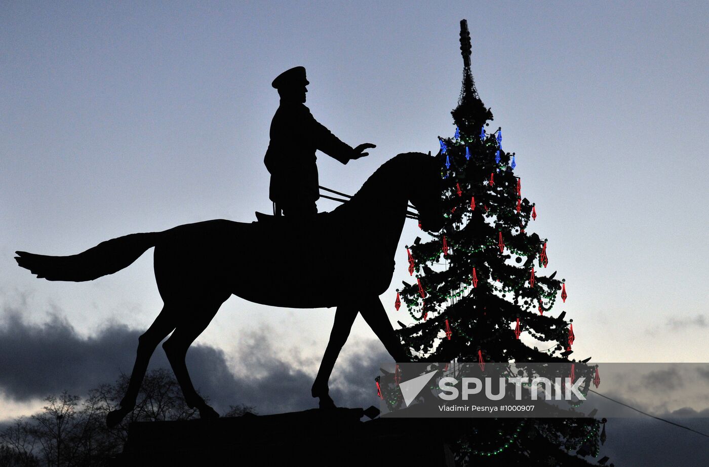 New Year trees in Moscow