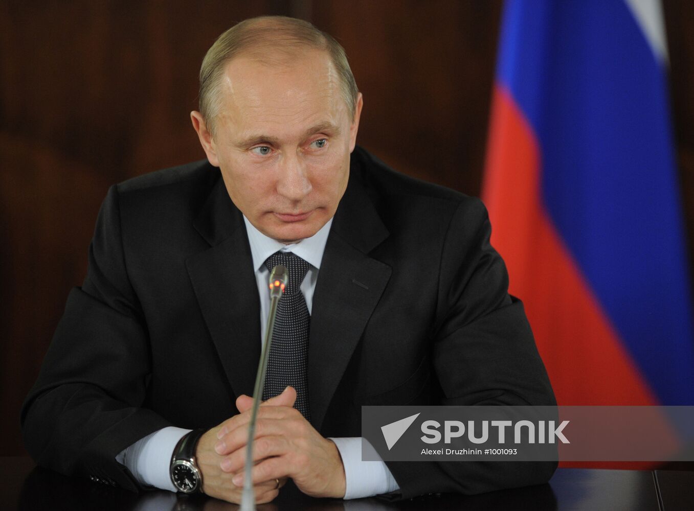 Vladimir Putin chairs All-Russia People's Front council meeting