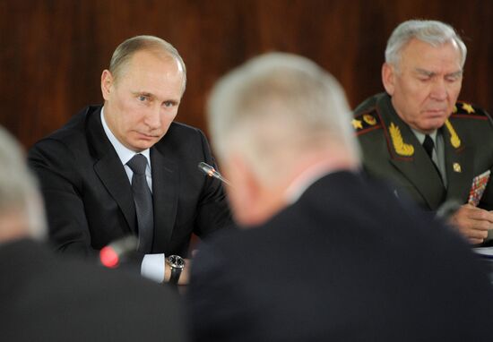 Vladimir Putin chairs All-Russia People's Front council meeting