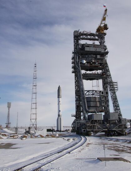 Proton M missile transported to Baikonur launchpad