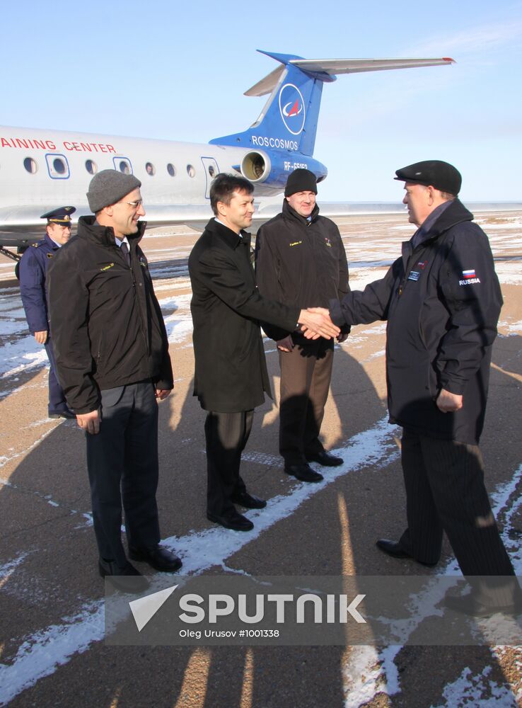 Proton M missile transported to Baikonur launchpad