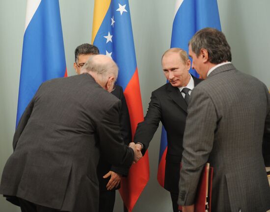 Vladimir Putin meets with Elías Jaua Milano in Moscow