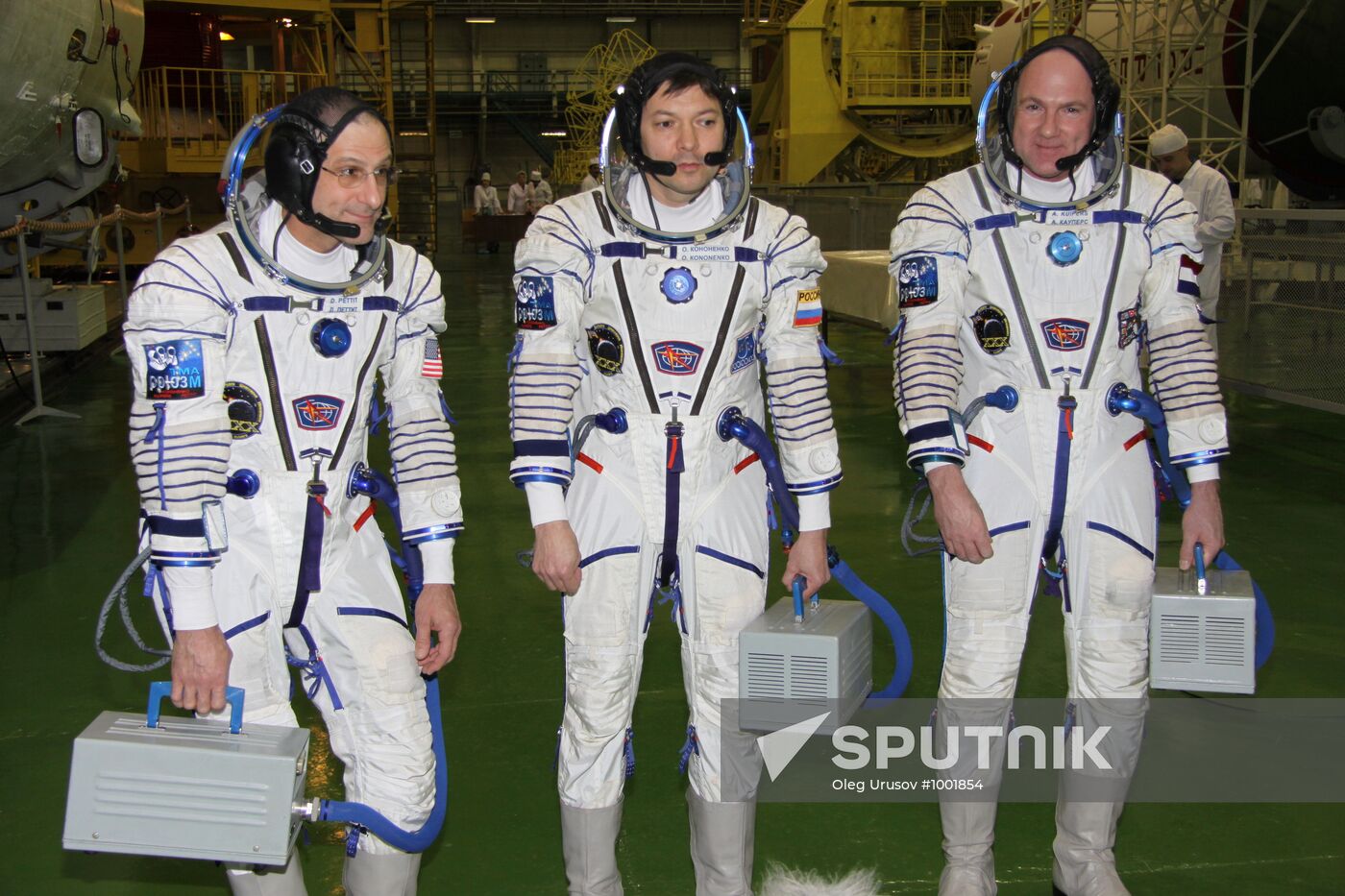 Crew training for MKS-30/31 space expedition at Baikonur