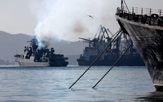 Departure of Pacific Fleet ships to fight pirates