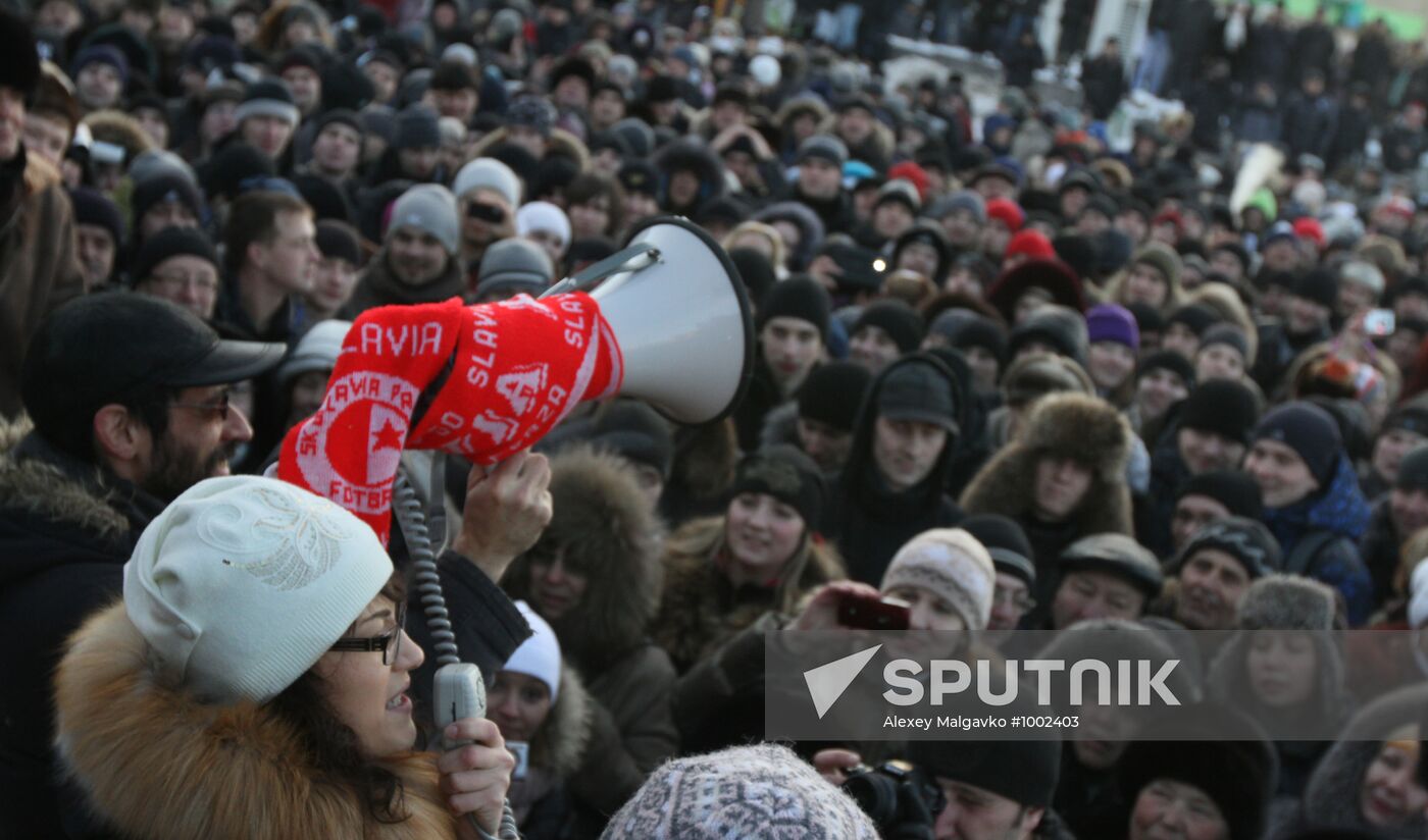 Rally in Omsk protests election fraud