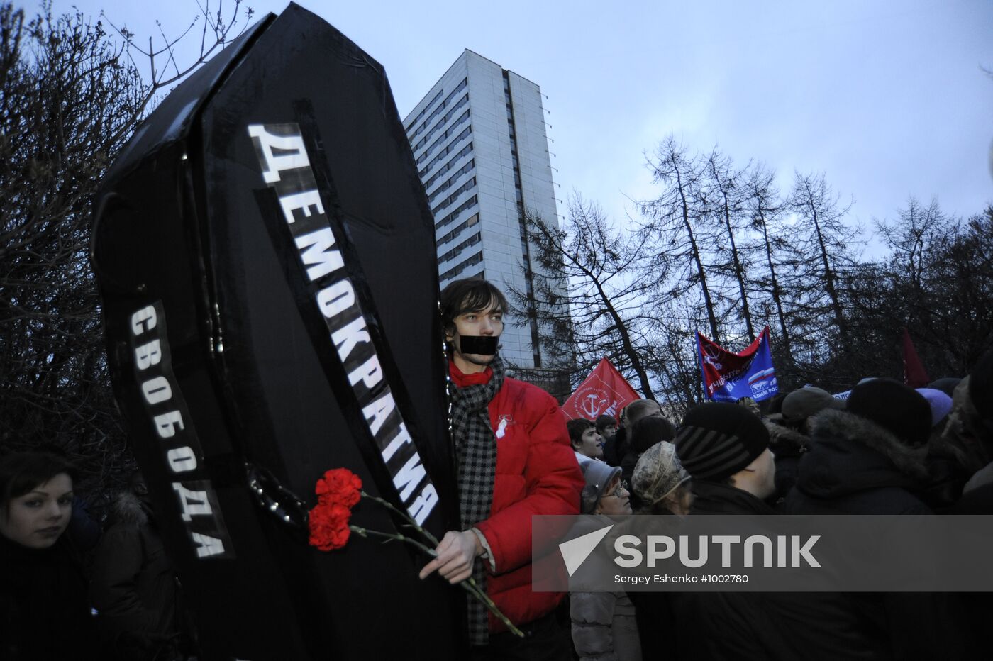 Rally in Murmansk protests election fraud