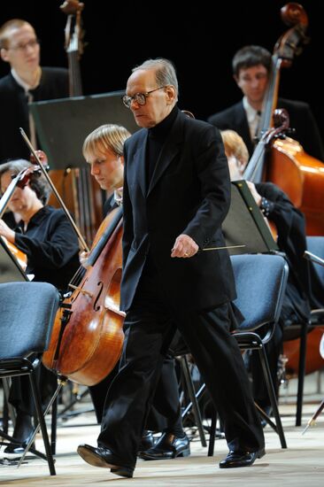 Ennio Morricone performs live in Moscow