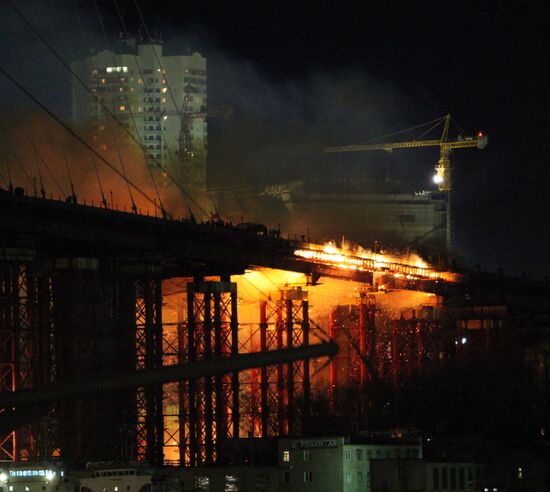 Bridge constructed in Vladivostok on fire