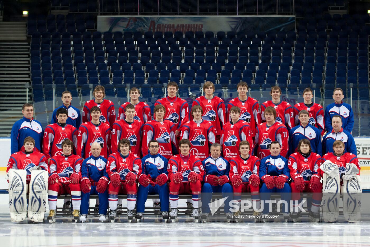 HC Lokomotiv players