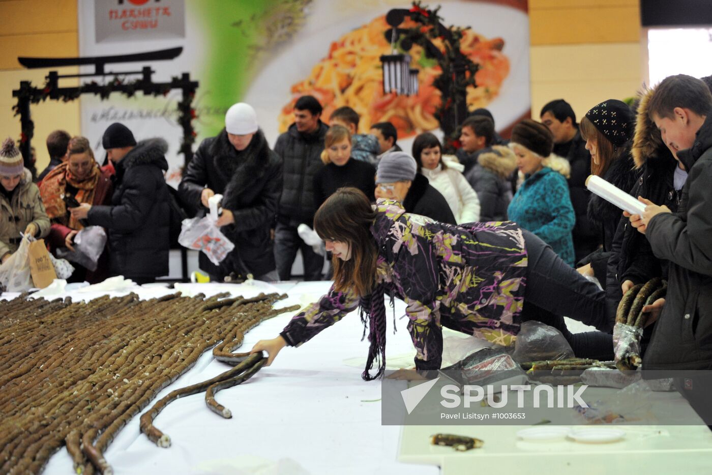 2.5-km long roll made in Yekaterinburg