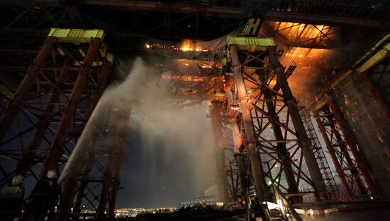 Bridge constructed in Vladivostok on fire