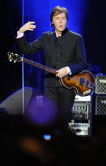 Paul McCartney performs live in Moscow