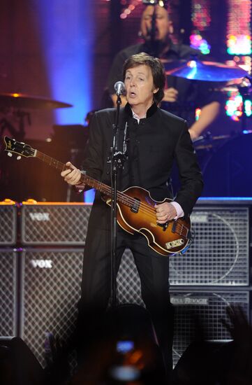 Paul McCartney performs live in Moscow